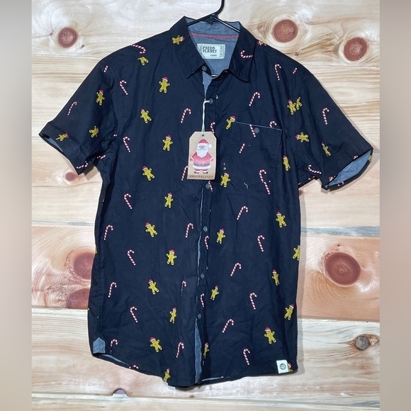 Free Planet Christmas button down shirt - Picture 1 of 3